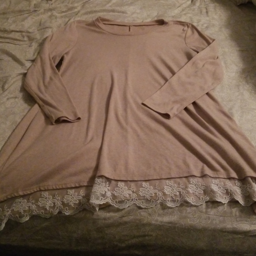 Beige tunic with lace trim